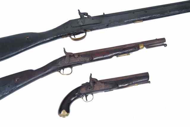 Appraisal: AN OLD PERCUSSION CAP FIRING GUN long overall