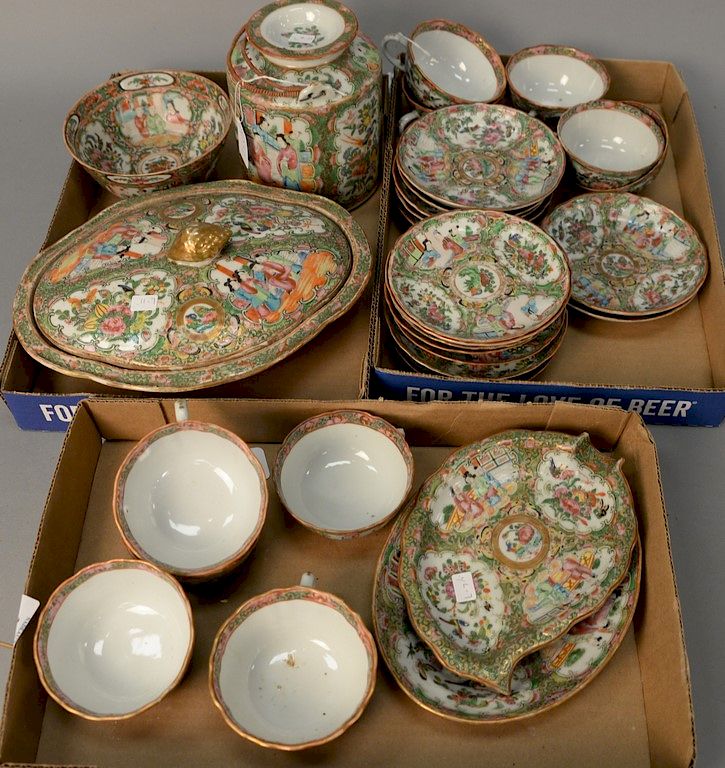 Appraisal: Twenty-nine piece lot of rose medallion including covered vegetable dish