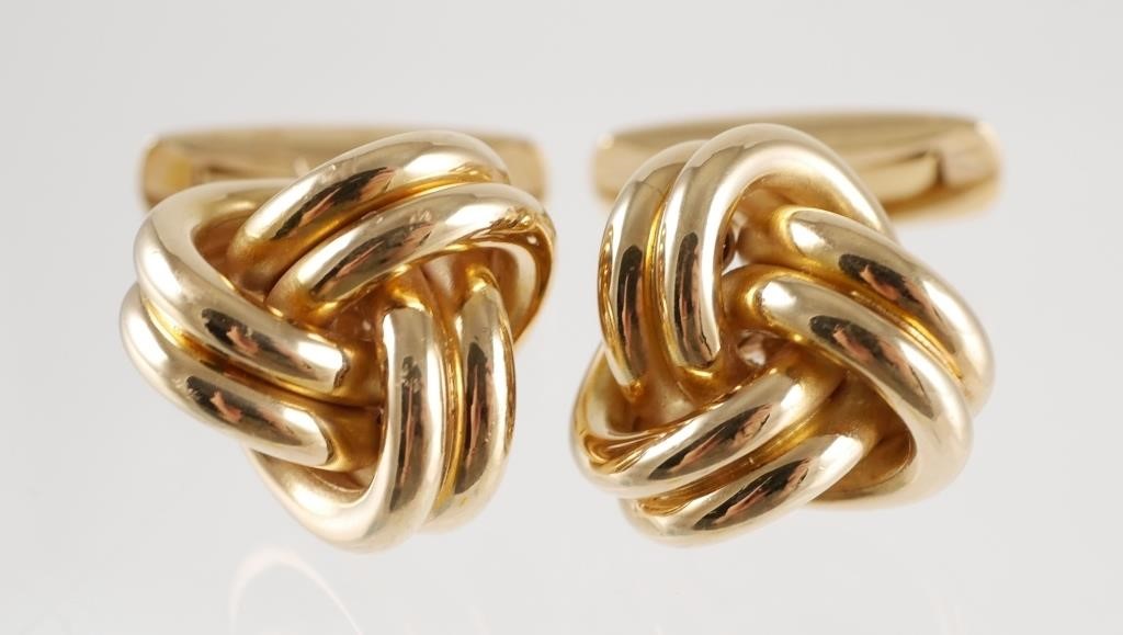 Appraisal: Pair of K yellow gold knot cuff links with hinged