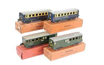 Appraisal: French Hornby O Gauge Passenger Coaches consisting of Pullman Cars