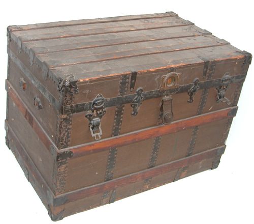 Appraisal: Brown Steamer Trunk th Century Steamer Trunk Industry Late th