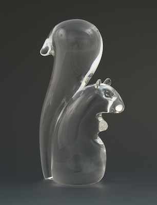 Appraisal: A Steuben Glass Squirrel Figure Clear glass design designed by