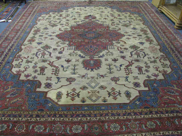 Appraisal: Oushak Turkish Handmade Room Size Rug central medallion on ivory