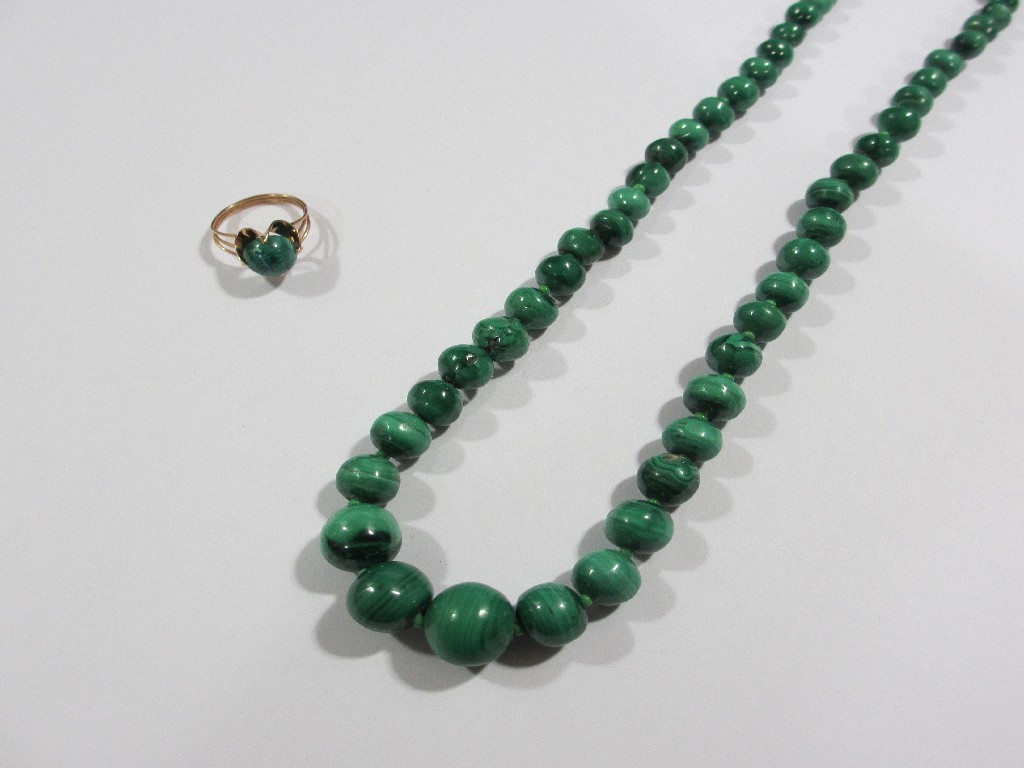 Appraisal: Lot comprising a ct gold malachite single stone ring and