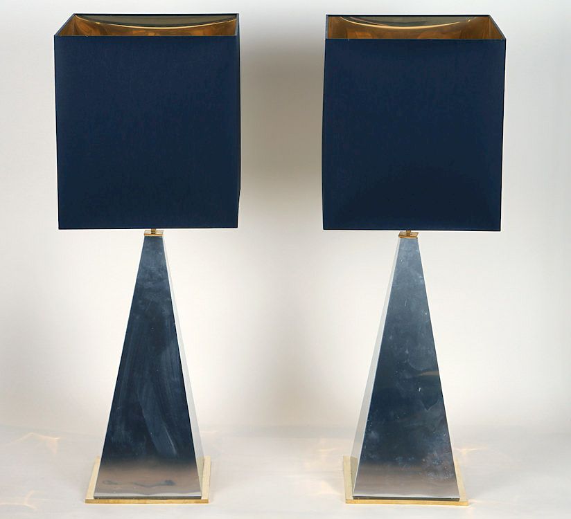 Appraisal: PAIR ITALIAN PYRAMID FORM STEEL TABLE LAMPS A pair of