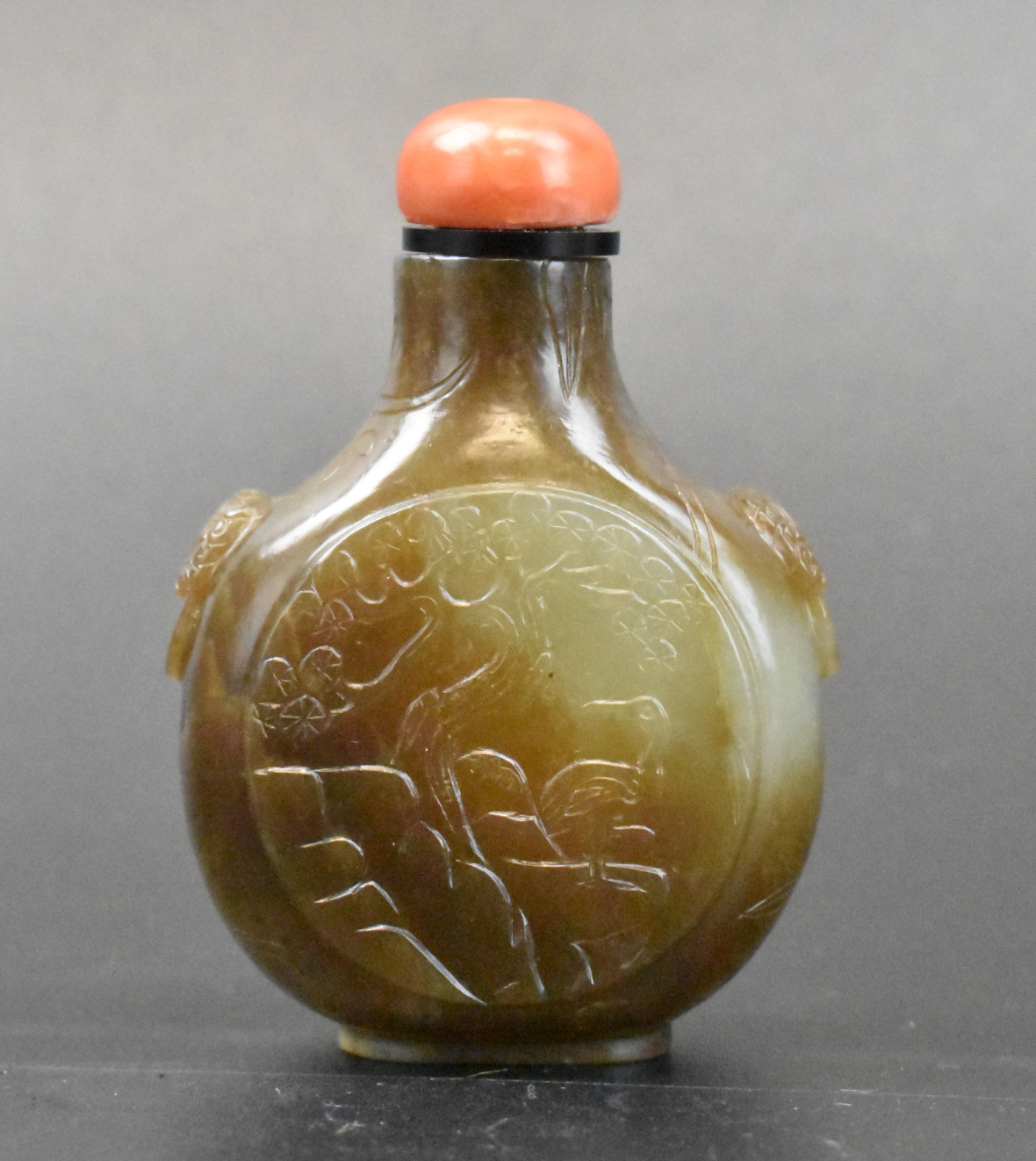 Appraisal: A Chinese jade snuff bottle dated to Late Qing Dynasty