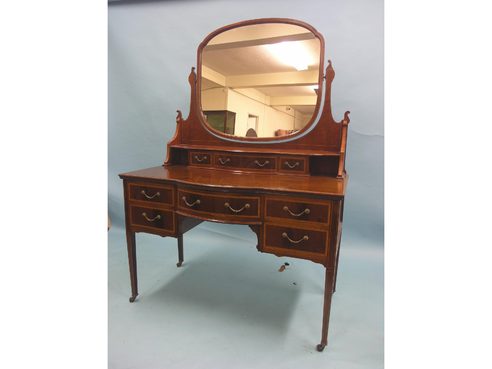 Appraisal: An Edwardian Maple Co inlaid mahogany dressing table large mirror