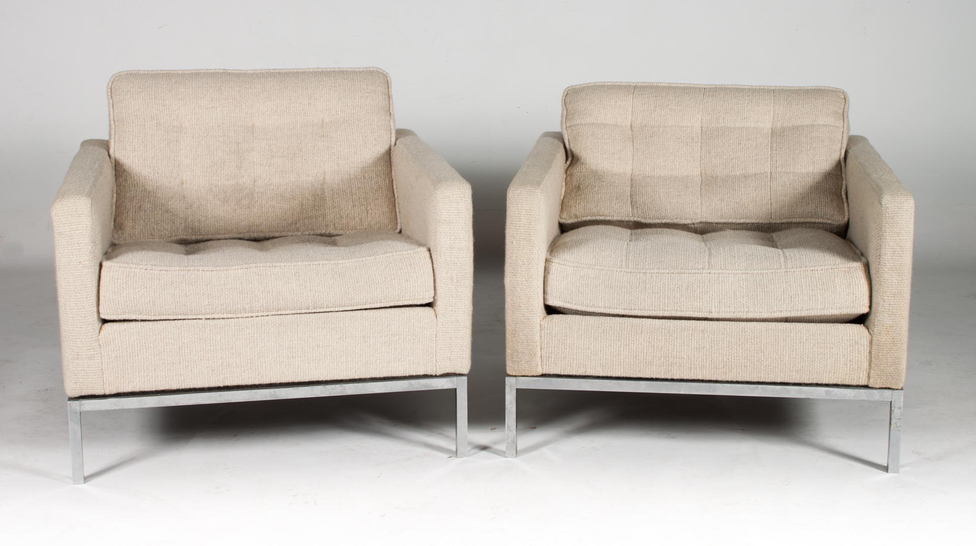 Appraisal: Pr Mid-century Modern Florence Knoll chairs circa s lounge chairs