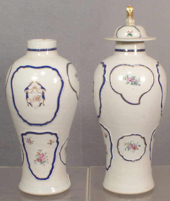 Appraisal: Chinese export porcelain pair of covered urns with faux Armorial