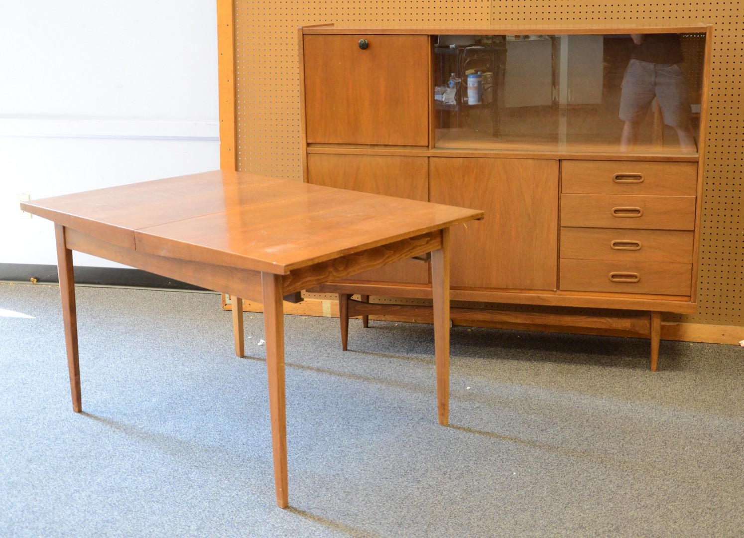 Appraisal: Mid Century Modern style table and dining room cabinet cabinet