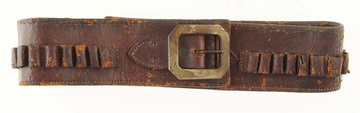 Appraisal: UNMARKED CARTRIDGE MONEY BELT Made of brown russet leather x