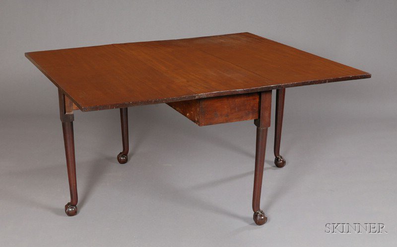 Appraisal: Chippendale Carved Mahogany Drop-leaf Dining Table probably Newport Rhode Island