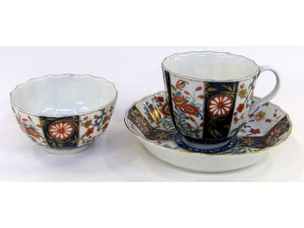 Appraisal: First period Worcester cup and saucer and teabowl of fluted