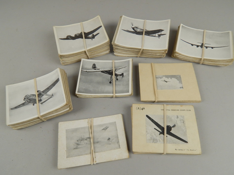 Appraisal: A large quantity of Second World War aircraft recognition cards