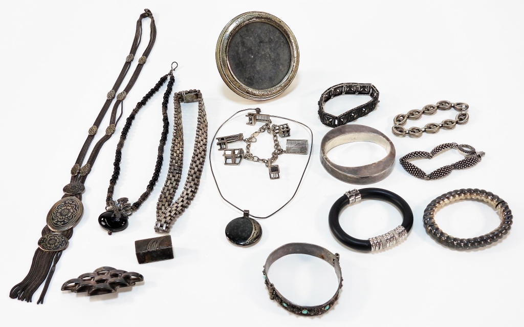 Appraisal: PC LADY'S ESTATE ASSORTED SILVER JEWELRY GROUP Mexico United States