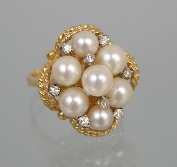 Appraisal: A Ladies' Pearl and Diamond Cluster Ring k yellow gold