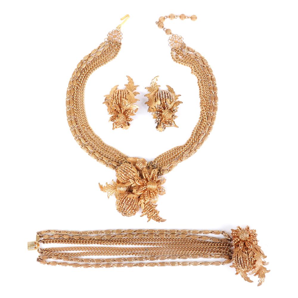 Appraisal: LERU PARURE GOLD TONE SET - CHAIN NECKLACE -CHAIN BRACELET