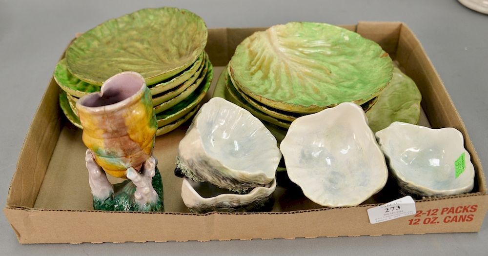 Appraisal: Tray lot with set of nine Italian cabbage leaf plates