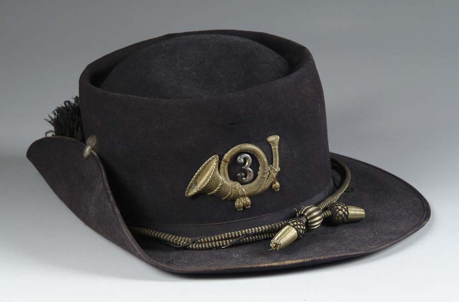 Appraisal: CIVIL WAR PERIOD-STYLE OFFICER S SLOUCH HAT This slouch hat