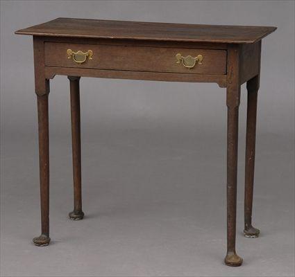 Appraisal: QUEEN ANNE OAK SINGLE-DRAWER SIDE TABLE x x in