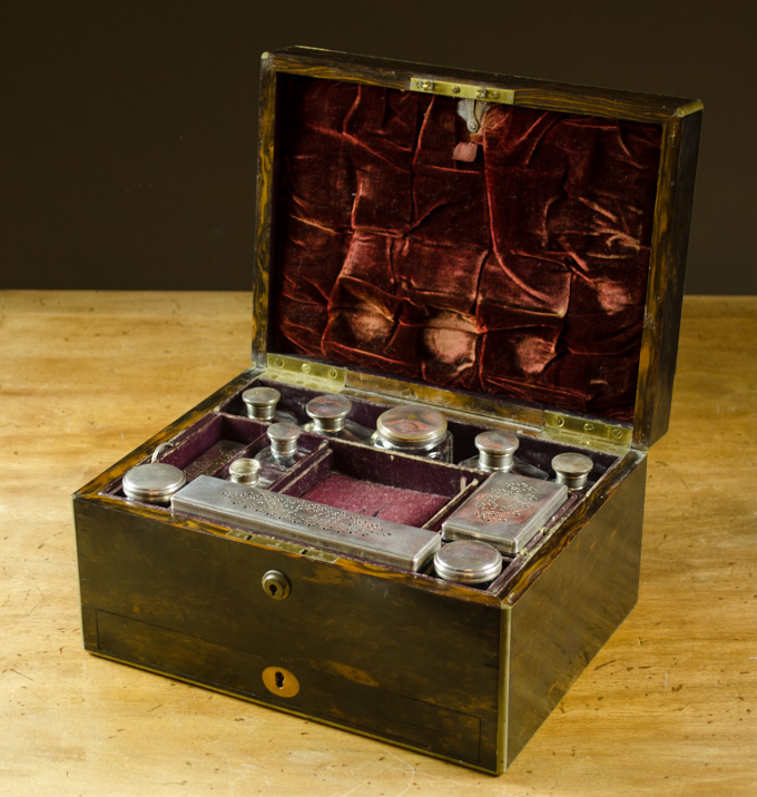 Appraisal: ENGLISH TRAVELING VANITY BOX WITH ACCESSORIES th century The burl