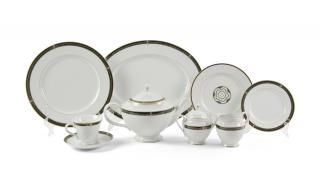 Appraisal: A WEDGWOOD EMBASSY COLLECTION PORCELAIN DINNER SERVICE FOR EIGHT A