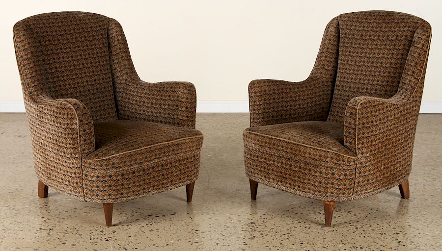 Appraisal: PAIR ITALIAN MID CENTURY MODERN CLUB CHAIRS C A pair