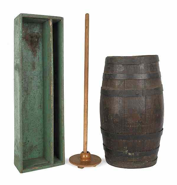 Appraisal: Miscellaneous country items to include a hanging shelf an oak