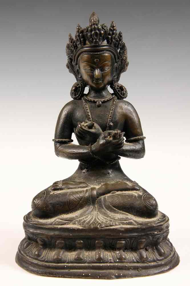 Appraisal: CHINESE BRONZE ALTAR FIGURE - th c Bronze Buddhist Figure