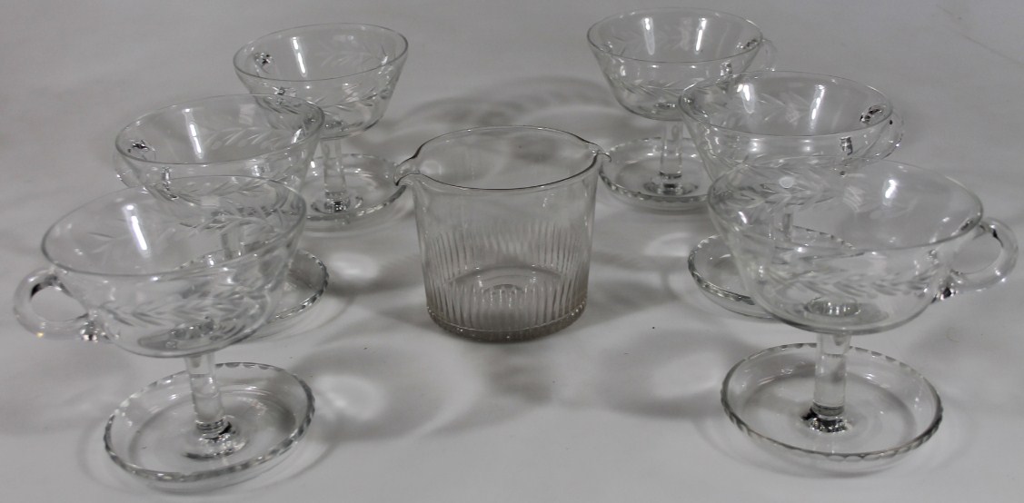 Appraisal: Various glassware to include a thC double lipped bowl with