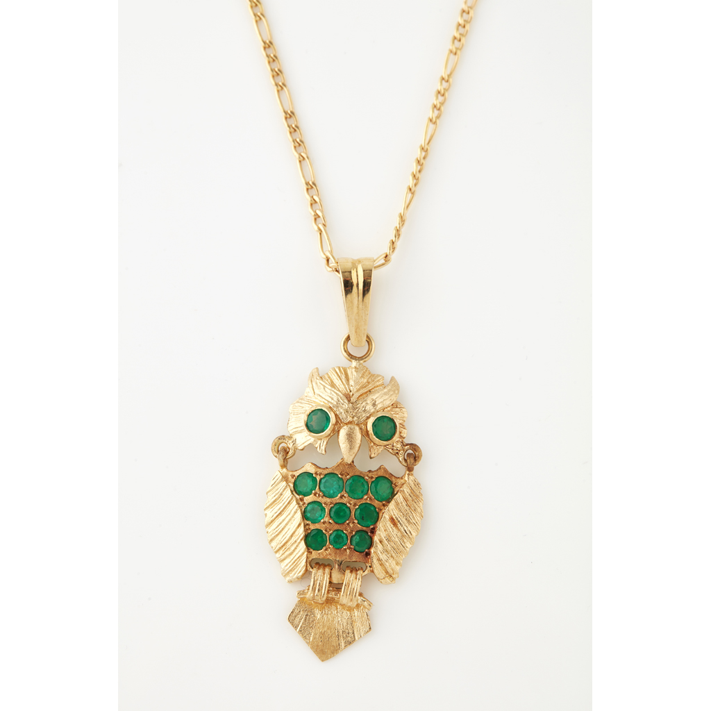 Appraisal: A emerald set owl pendant the owl of articulated design