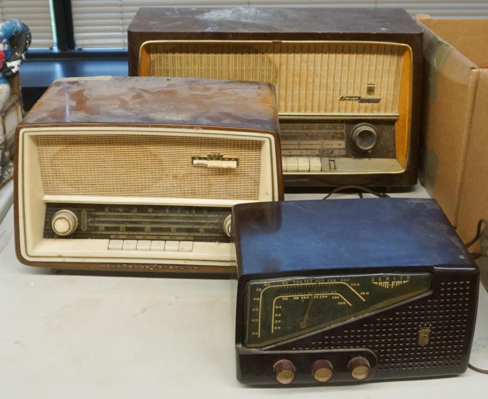 Appraisal: THREE TABLE MODEL RADIOSThree Table Model Radios From the Estate