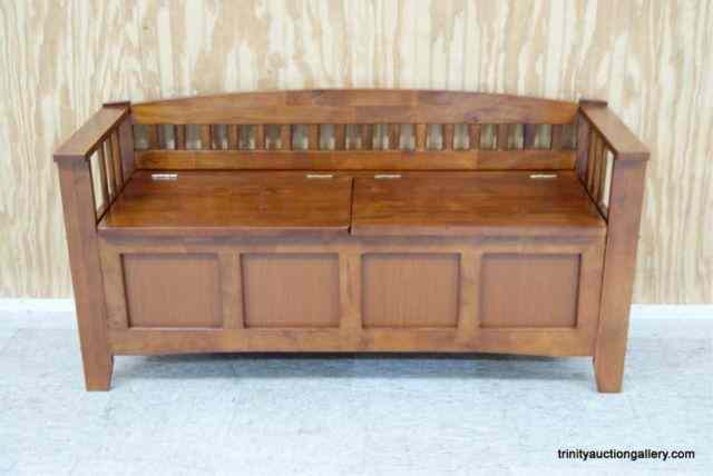 Appraisal: Hardwood Storage Chest BenchFrom an estate is a very nice