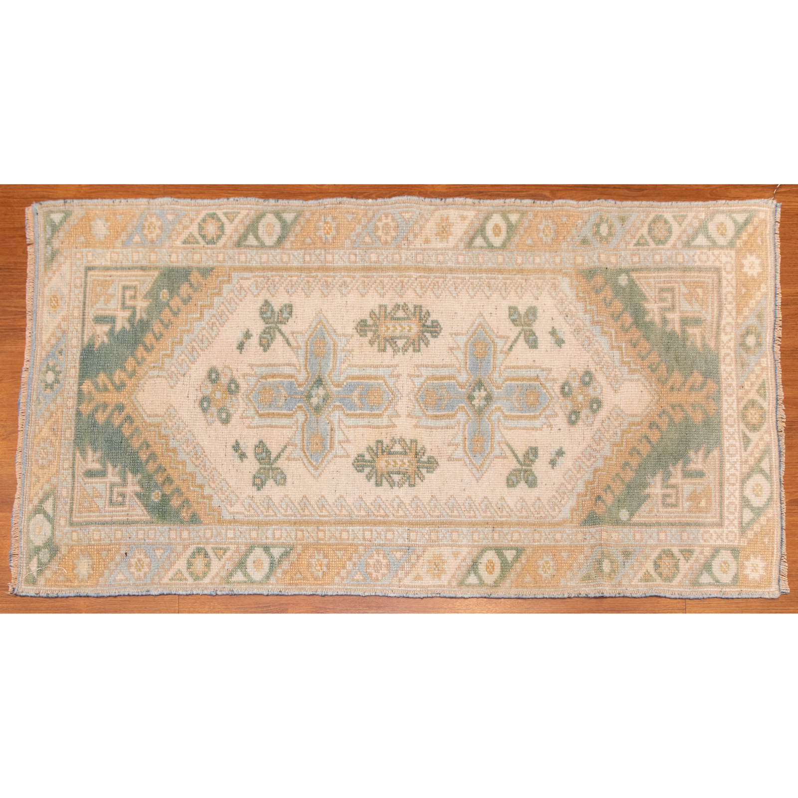 Appraisal: OUSHAK RUG TURKEY X Second quarter- th century hand-knotted wool