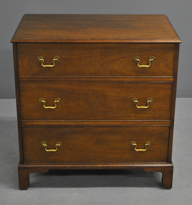 Appraisal: - Saybolt Cleland Philadelphia labeled Chippendale style mahogany bachelor s