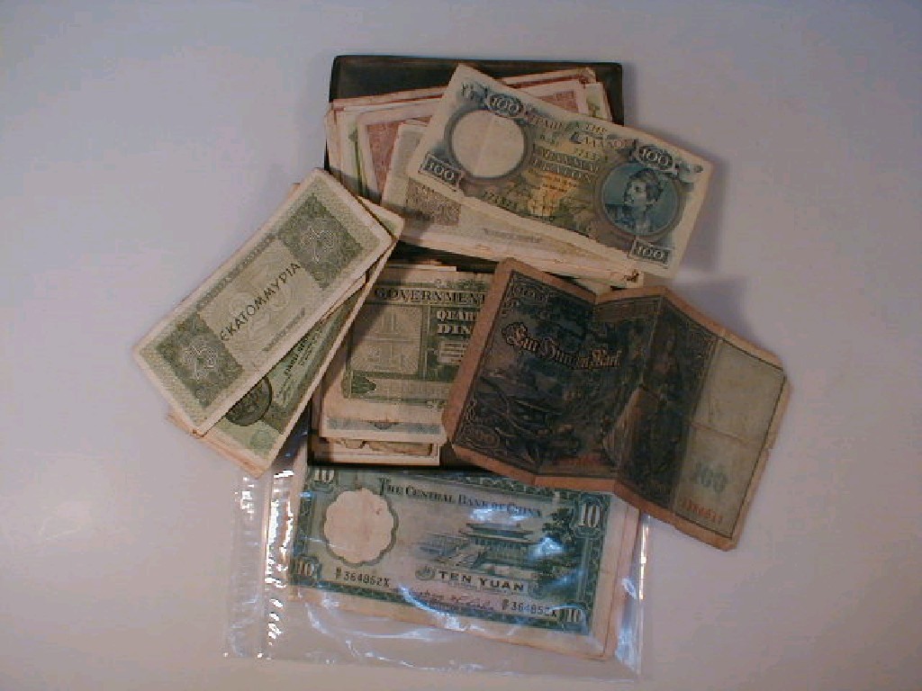 Appraisal: Assorted world bank notes from the 's and 's