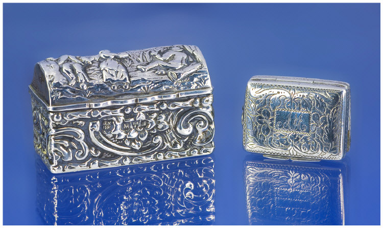 Appraisal: George III Silver Vinaigrette Hinged Lid Opens To Reveal A