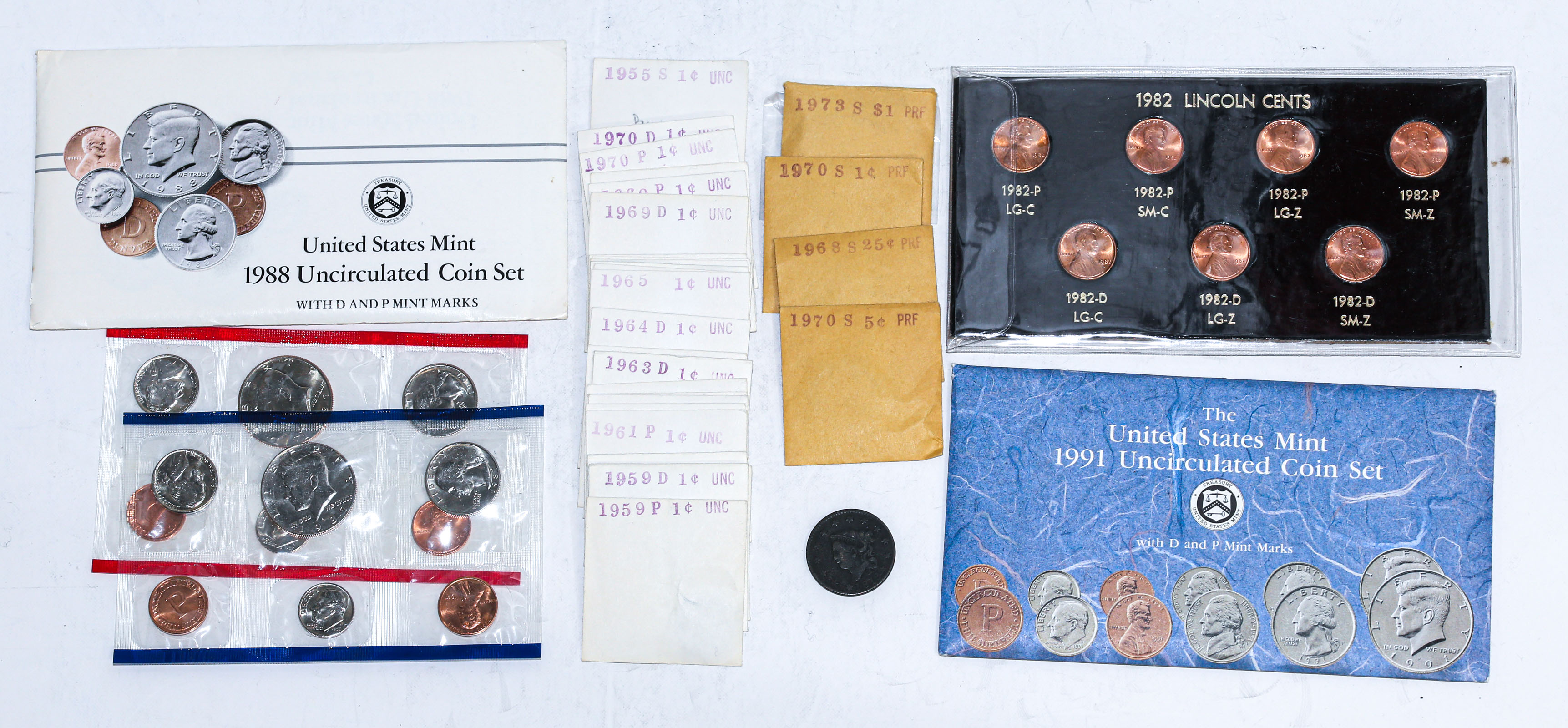 Appraisal: US MINT SETS AND ODDS AND ENDS LG CENT without