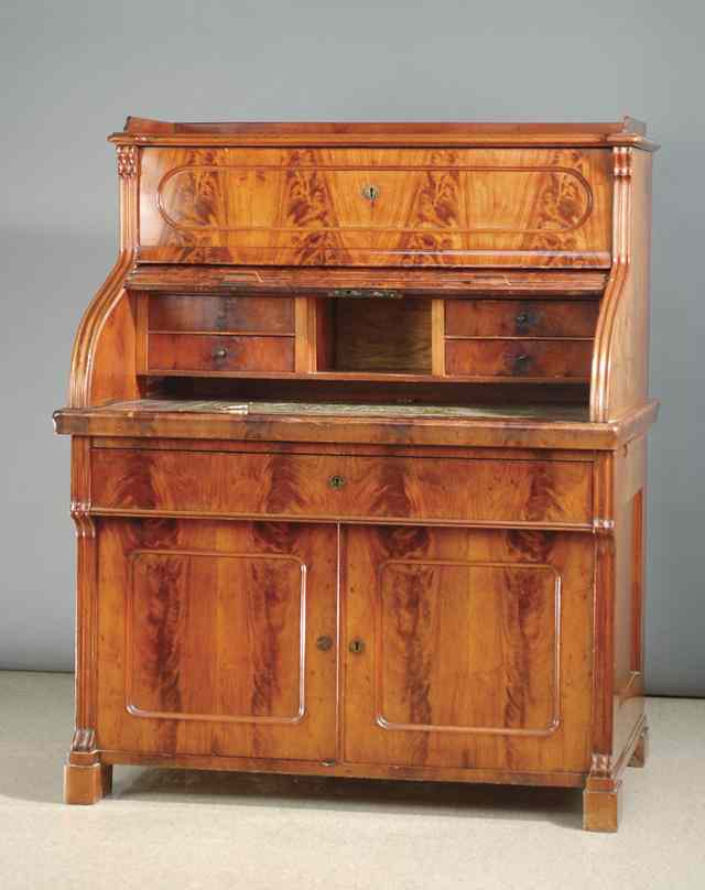 Appraisal: A VICTORIAN MAHOGANY ROLL-TOP DESK Scottish mid- th century featuring