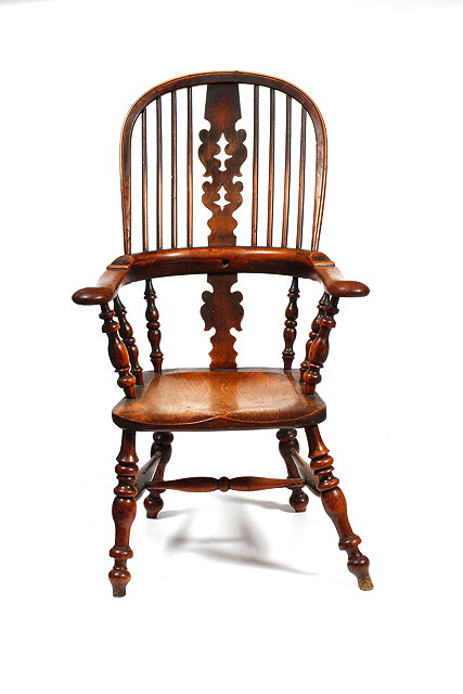 Appraisal: A MID TH CENTURY YORKSHIRE YEW AND ELM HIGH BACK