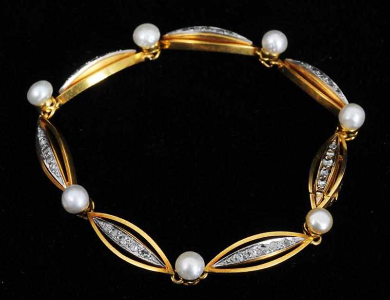 Appraisal: EDWARDIAN GOLD DIAMOND AND PEARL BRACELET The links with rose-cut