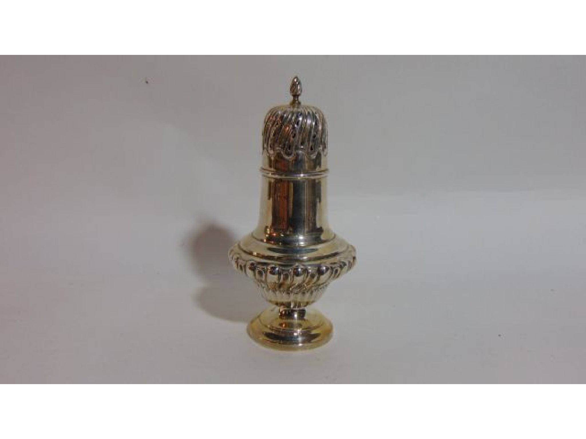 Appraisal: A late Victorian silver sugar caster William Devenport Birmingham the