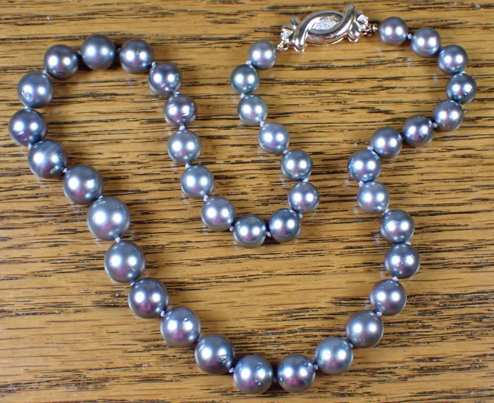 Appraisal: TAHITIAN PEARL AND FOURTEEN KARAT GOLD NECKLACE WITH APPRAISAL The