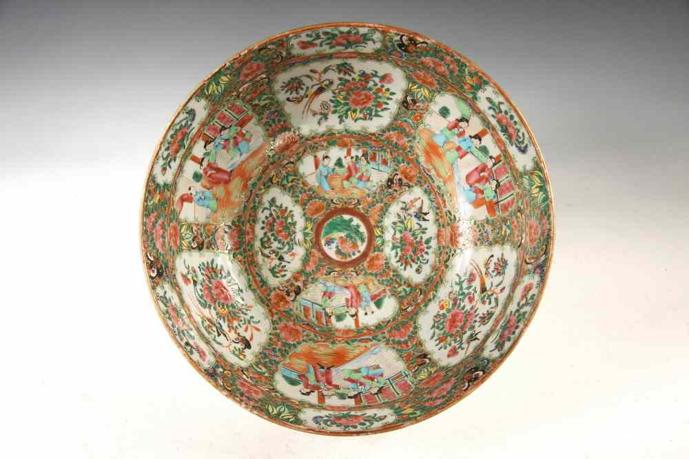 Appraisal: ROSE MEDALLION PUNCH BOWL - th c Chinese Export Rose