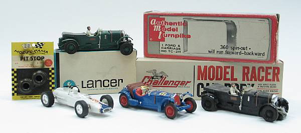 Appraisal: Slot car models accessories Large lot of slot cars and