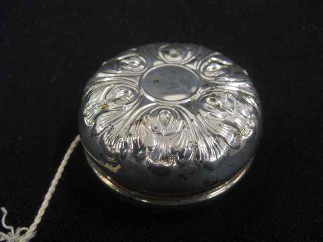 Appraisal: Gorham Sterling Silver Yo-Yo leaf decor still in box