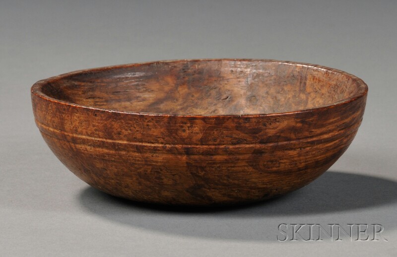 Appraisal: Small Burl Bowl America th century round shallow bowl with