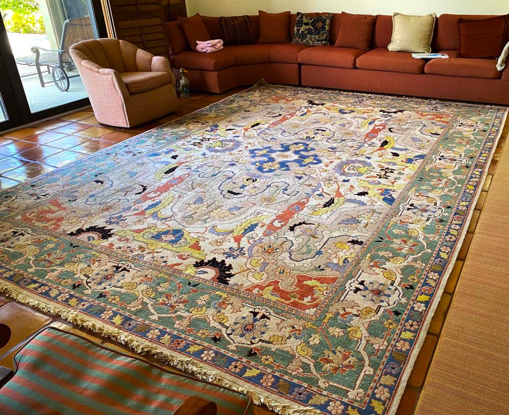 Appraisal: TURKISH HERIZ CARPETDecorated in pastel colors with overall foliate motifs