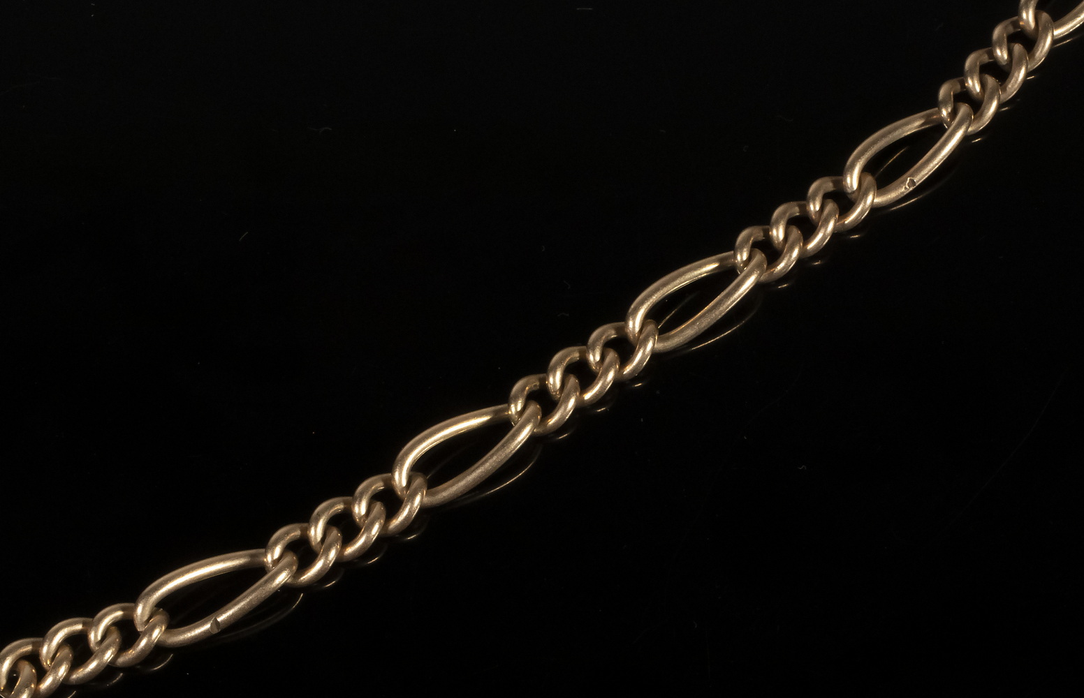 Appraisal: GOLD LINKS K Yellow Gold Chain long dwt