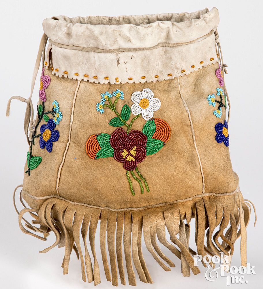 Appraisal: Native American Indian pouch bag Native American Indian pouch bag